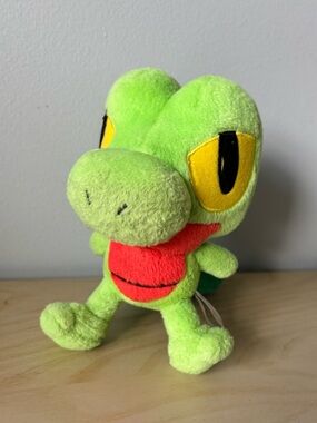 Pokemon Treecko Plush - Vintage 2005